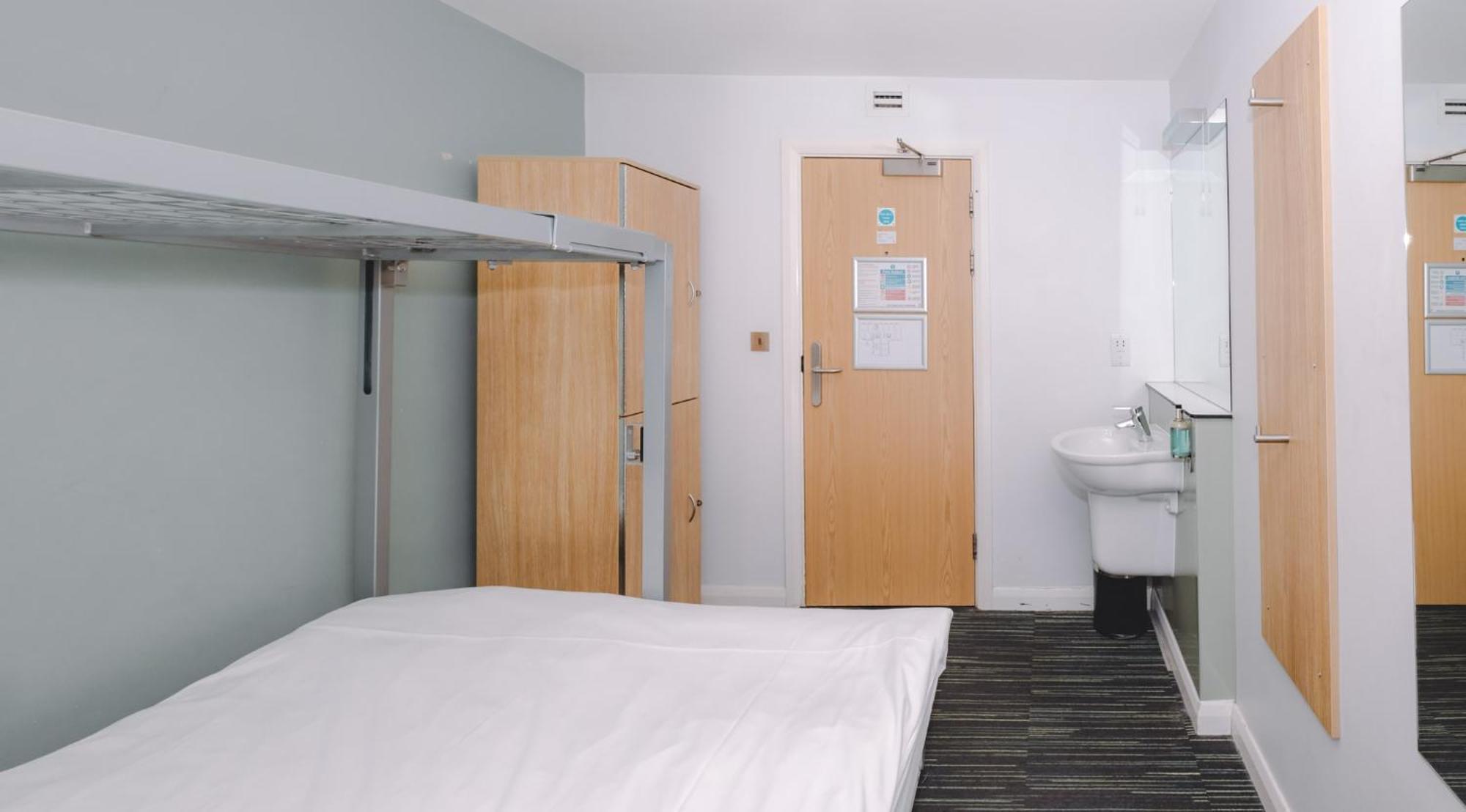 Astor Oxford Street Hostel
