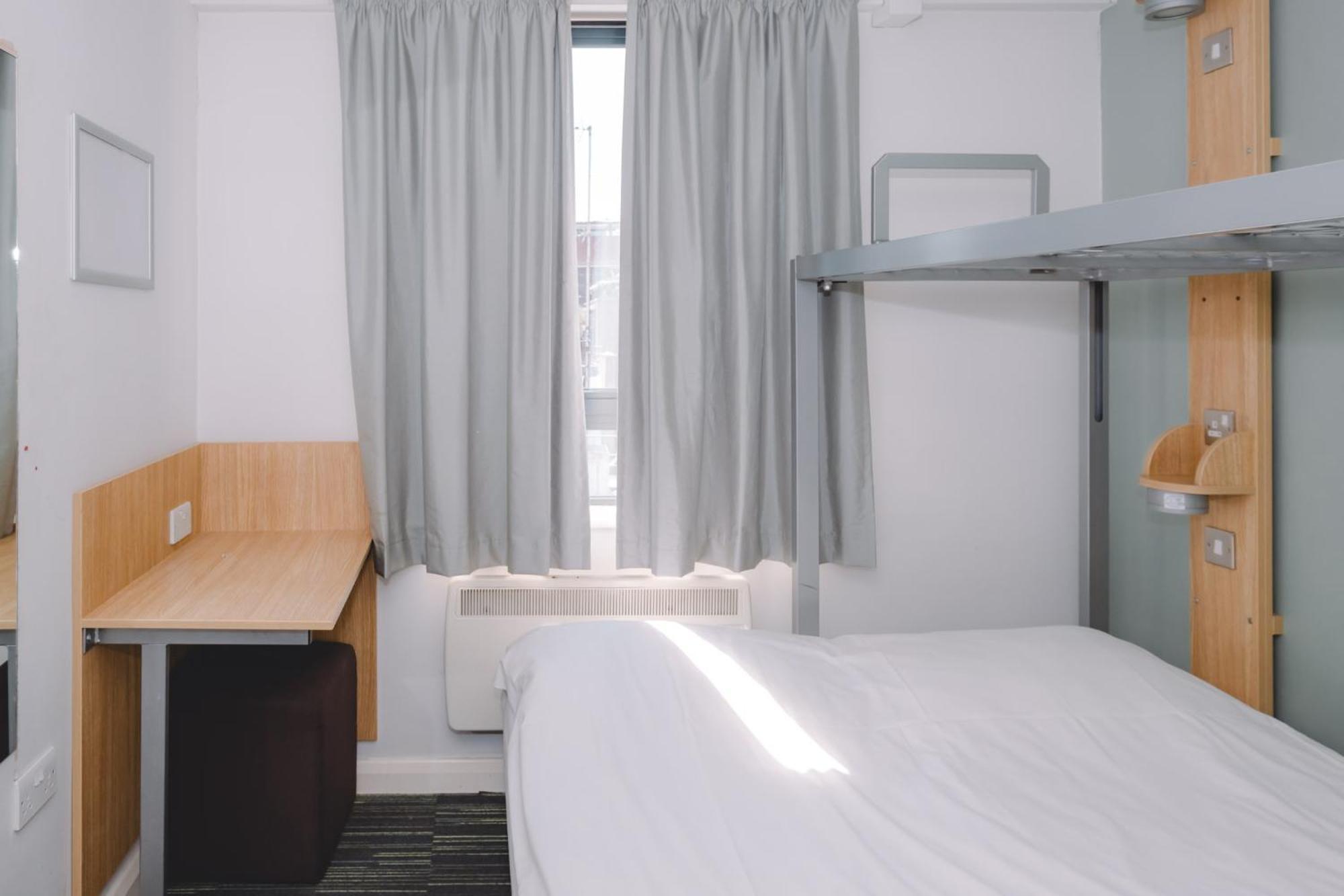 Astor Oxford Street Hostel