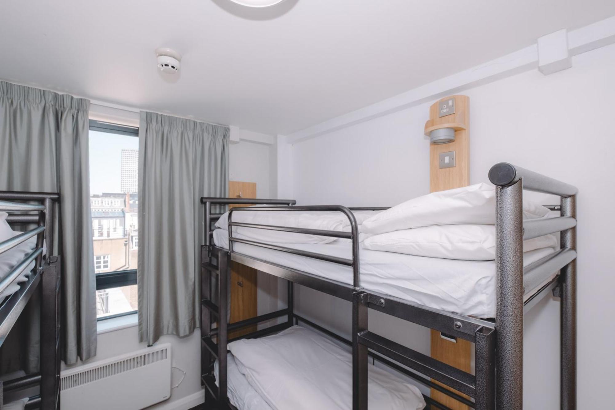 Astor Oxford Street Hostel *